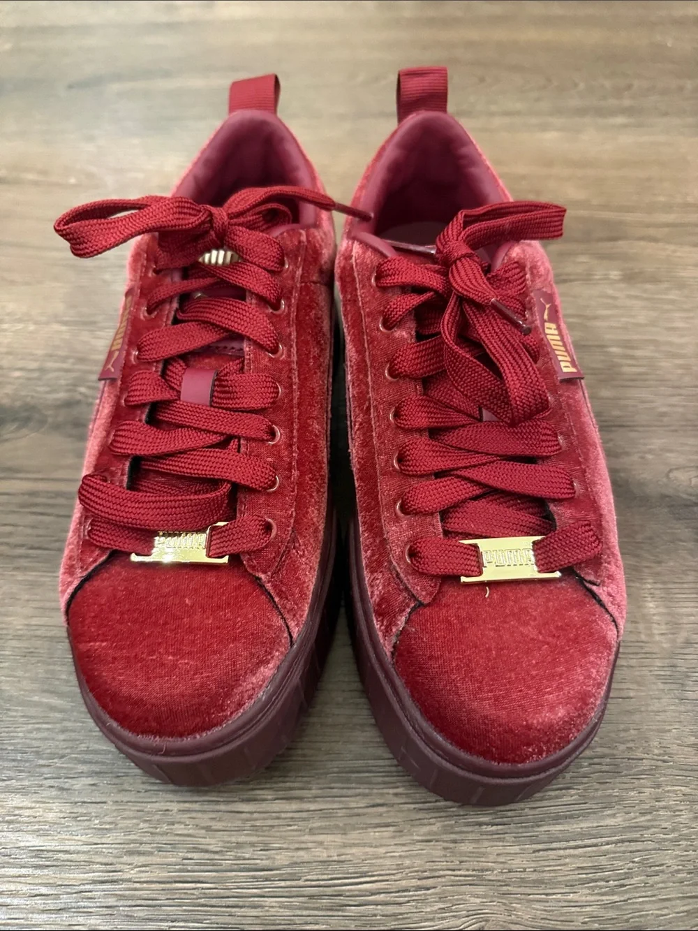 Puma Mayze Red Burgundy Velvet Platform Sneakers with Gold Accents Size 7
